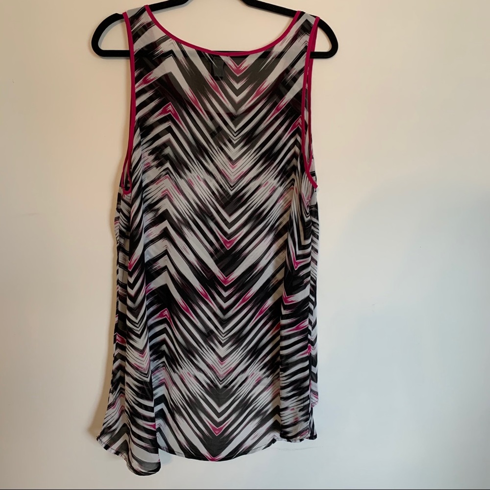 Torrid Tank - Picture 2 of 3